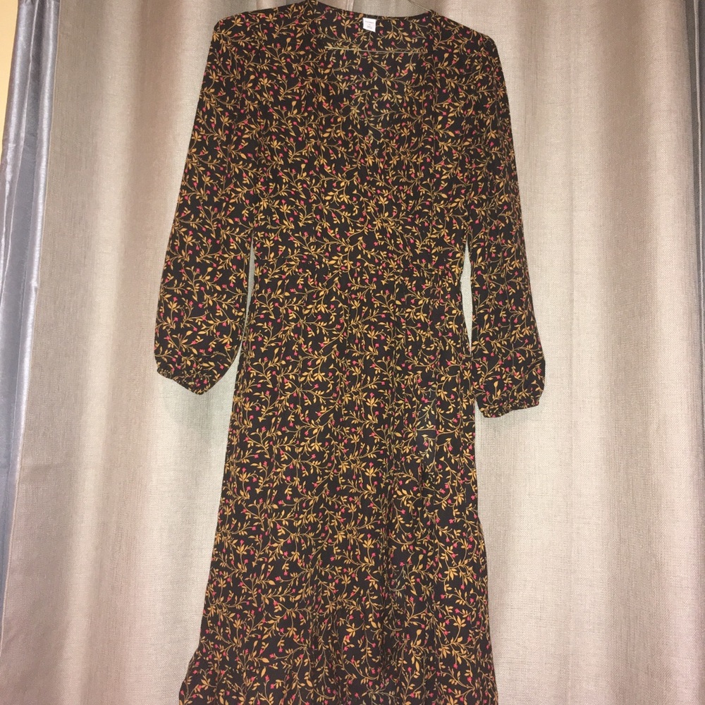 Dress old navy M like new
